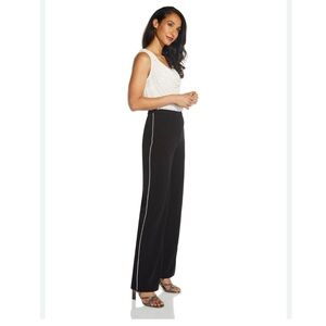 ADRIANNA PAPELL Pearl crepe trousers. Wide Leg Event Formal Wear. Size 18.